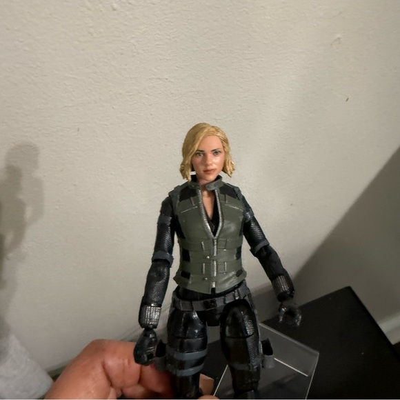 HASBRO MARVEL LEGENDS AVENGERS INFINITY WAR BLACK WIDOW - Picture 2 of 6